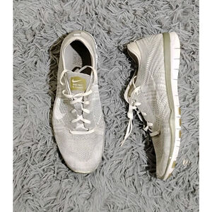 Nike Free TR Flyknit 5.0 Women Size 10.5 Metallic Gray Shoes Sneakers 904658-002